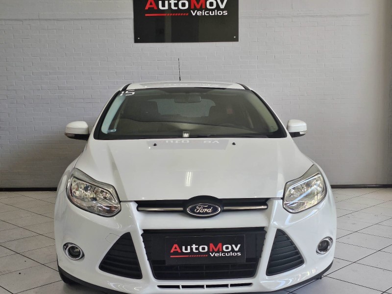 FOCUS 1.6 SE HATCH 16V FLEX 4P AUTOMÁTICO - 2015 - CAXIAS DO SUL