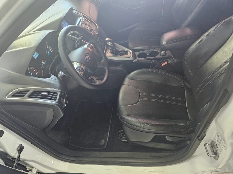 FOCUS 1.6 SE HATCH 16V FLEX 4P AUTOMÁTICO - 2015 - CAXIAS DO SUL