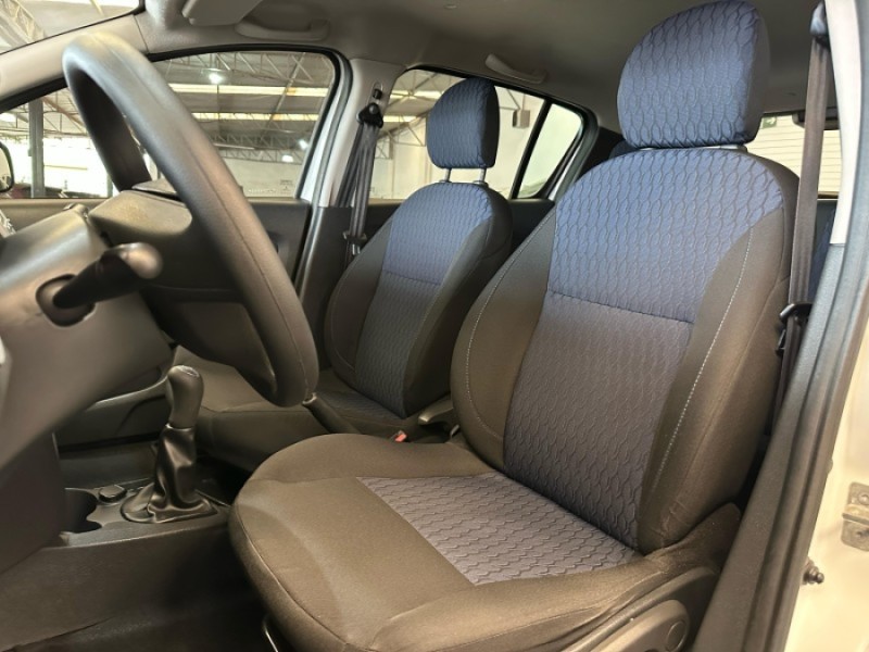 SANDERO 1.6 EXPRESSION 8V FLEX 4P MANUAL - 2015 - CAXIAS DO SUL
