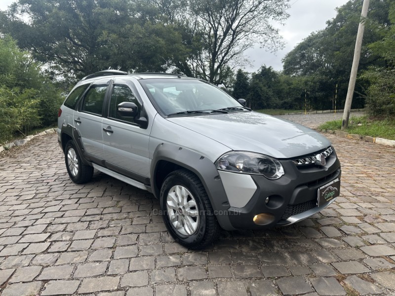 PALIO 1.8 MPI ADVENTURE WEEKEND 16V FLEX 4P MANUAL - 2013 - NOVA PRATA