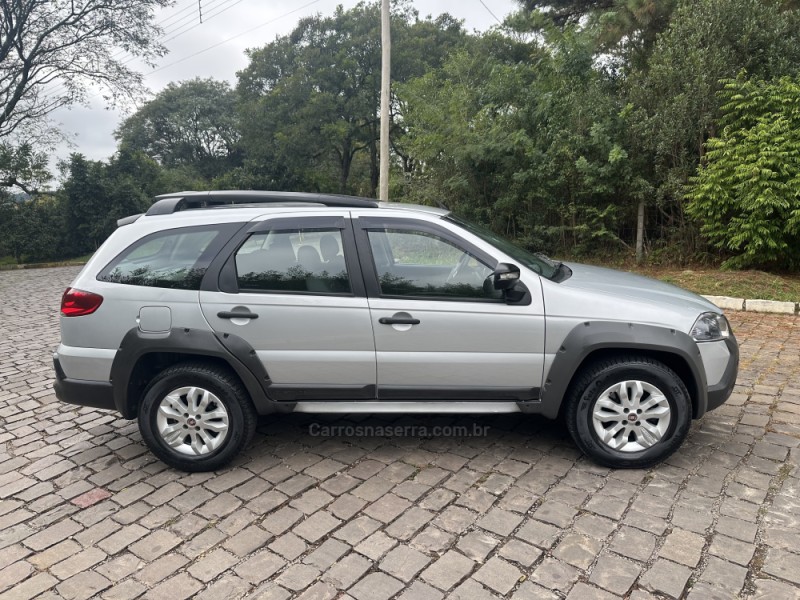 PALIO 1.8 MPI ADVENTURE WEEKEND 16V FLEX 4P MANUAL - 2013 - NOVA PRATA