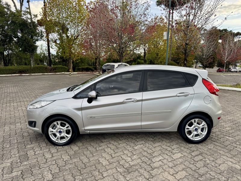 FIESTA 1.6 SE HATCH 16V FLEX 4P AUTOMÁTICO - 2015 - CAXIAS DO SUL
