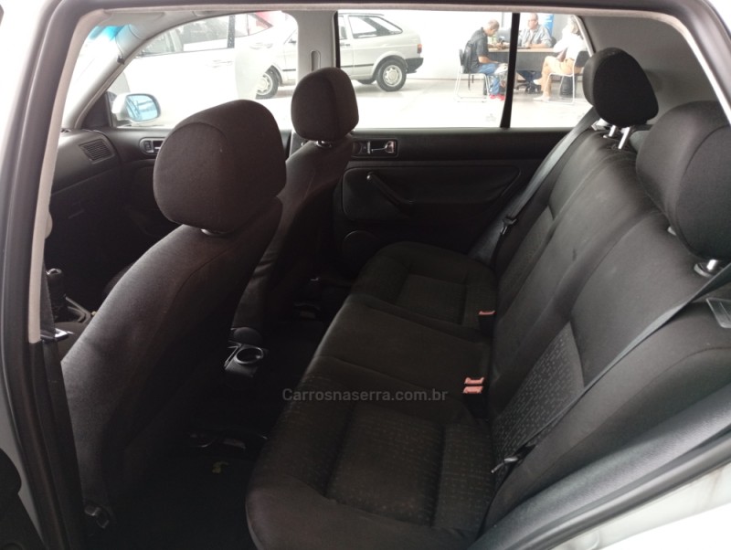 GOLF 1.6 MI 8V FLEX 4P MANUAL - 2002 - TAQUARA