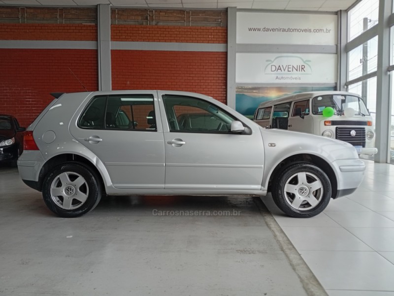 GOLF 1.6 MI 8V FLEX 4P MANUAL - 2002 - TAQUARA