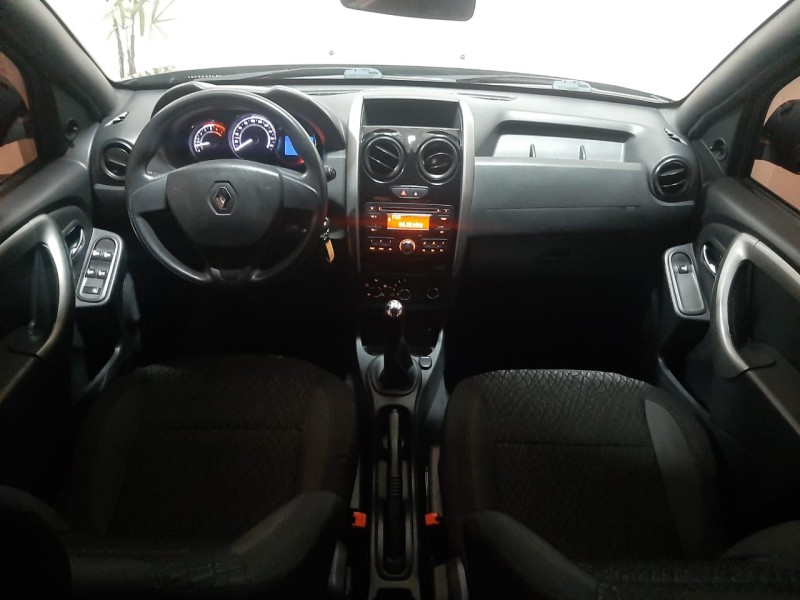 DUSTER 1.6 EXPRESSION 4X2 16V FLEX 4P MANUAL - 2016 - CAXIAS DO SUL