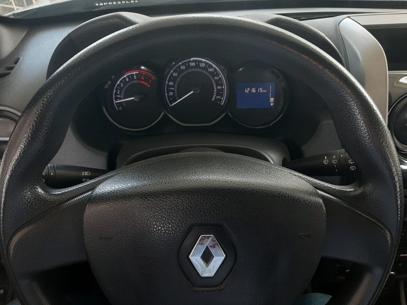 DUSTER 1.6 EXPRESSION 4X2 16V FLEX 4P MANUAL - 2016 - CAXIAS DO SUL