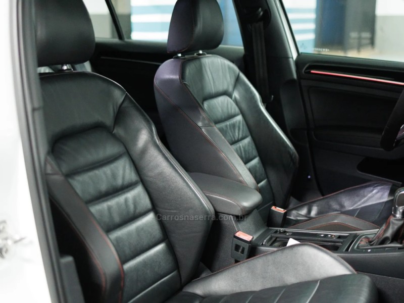 GOLF 2.0 TSI GTI 16V TURBO GASOLINA 4P AUTOMÁTICO - 2014 - PORTO ALEGRE