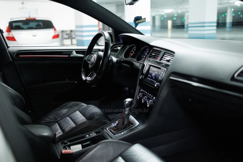 GOLF 2.0 TSI GTI 16V TURBO GASOLINA 4P AUTOMÁTICO - 2014 - PORTO ALEGRE