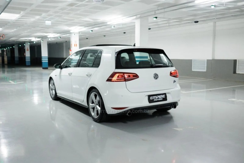 GOLF 2.0 TSI GTI 16V TURBO GASOLINA 4P AUTOMÁTICO - 2014 - PORTO ALEGRE