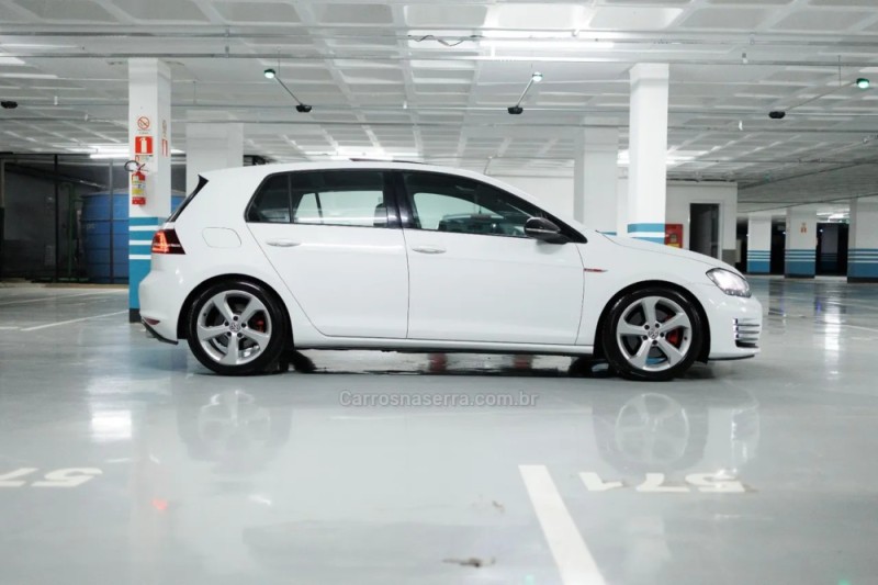 GOLF 2.0 TSI GTI 16V TURBO GASOLINA 4P AUTOMÁTICO - 2014 - PORTO ALEGRE