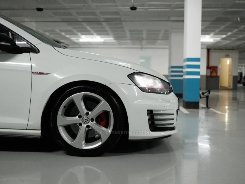 GOLF 2.0 TSI GTI 16V TURBO GASOLINA 4P AUTOMÁTICO - 2014 - PORTO ALEGRE
