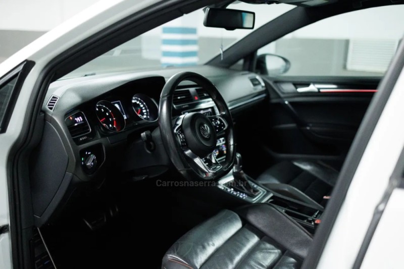 GOLF 2.0 TSI GTI 16V TURBO GASOLINA 4P AUTOMÁTICO - 2014 - PORTO ALEGRE