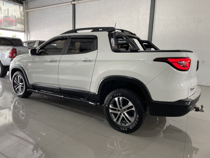 TORO 2.0 TURBO 16V 4X4 FREEDOM 4P DIESEL AUTOMÁTICA - 2019 - CAXIAS DO SUL