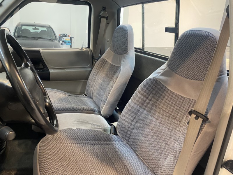 RANGER 2.5 XL 4X4 CS 8V DIESEL 2P MANUAL - 2000 - BENTO GONçALVES