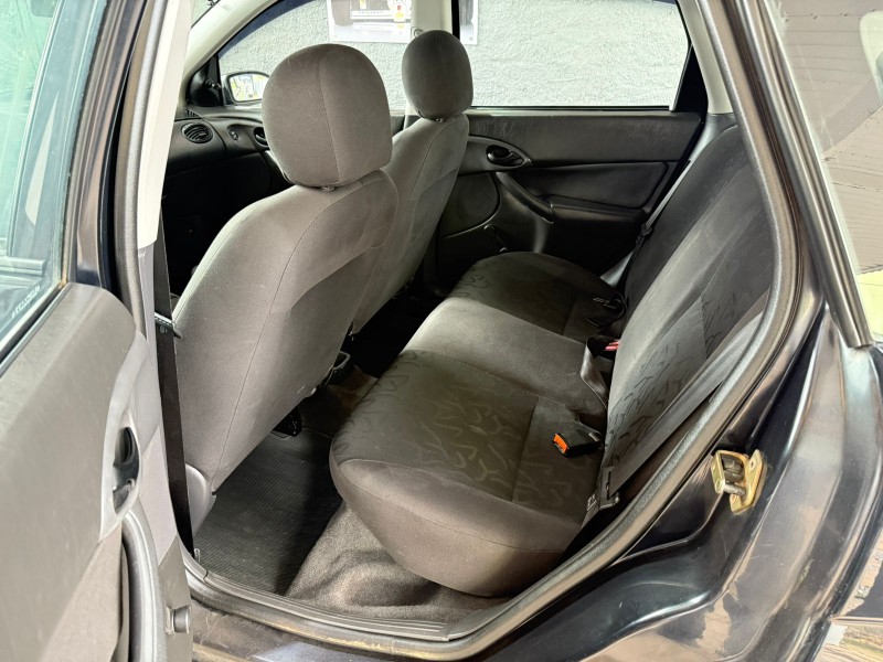 FOCUS 1.6 GL 8V FLEX 4P MANUAL - 2009 - FARROUPILHA