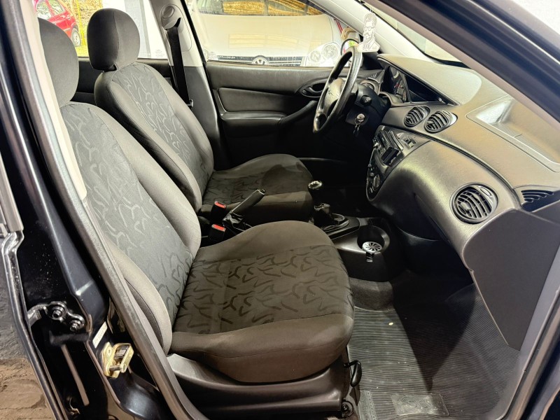 FOCUS 1.6 GL 8V FLEX 4P MANUAL - 2009 - FARROUPILHA