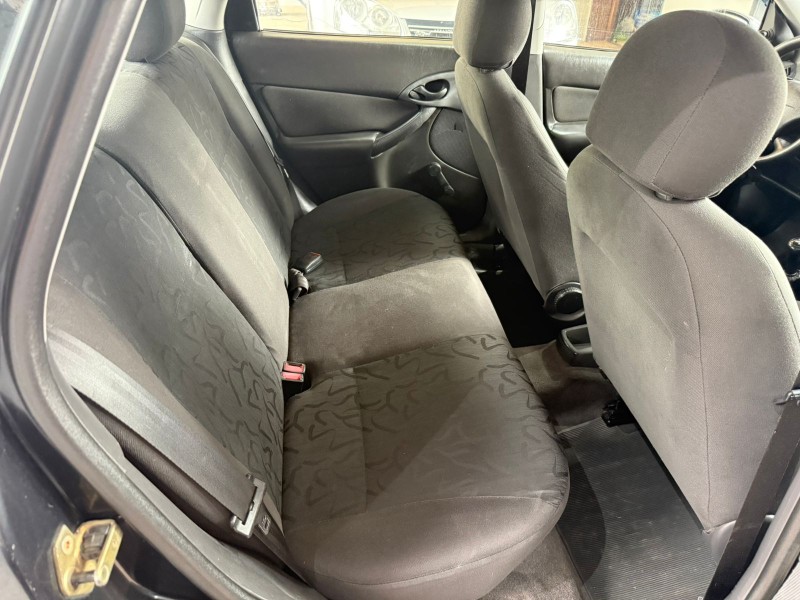 FOCUS 1.6 GL 8V FLEX 4P MANUAL - 2009 - FARROUPILHA