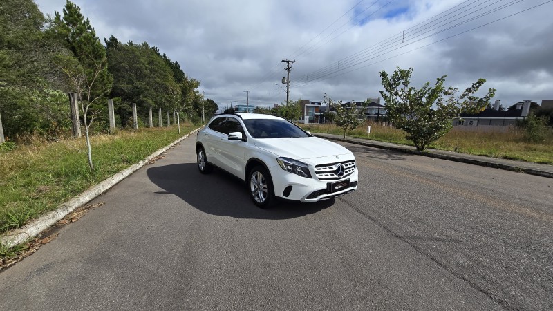 GLA 200 1.6 CGI STYLE 16V TURBO FLEX 4P AUTOMÁTICO - 2018 - BENTO GONçALVES