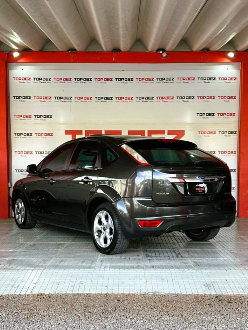 FOCUS 2.0 TITANIUM HATCH 16V FLEX 4P AUTOMÁTICO - 2013 - SãO SEBASTIãO DO CAí