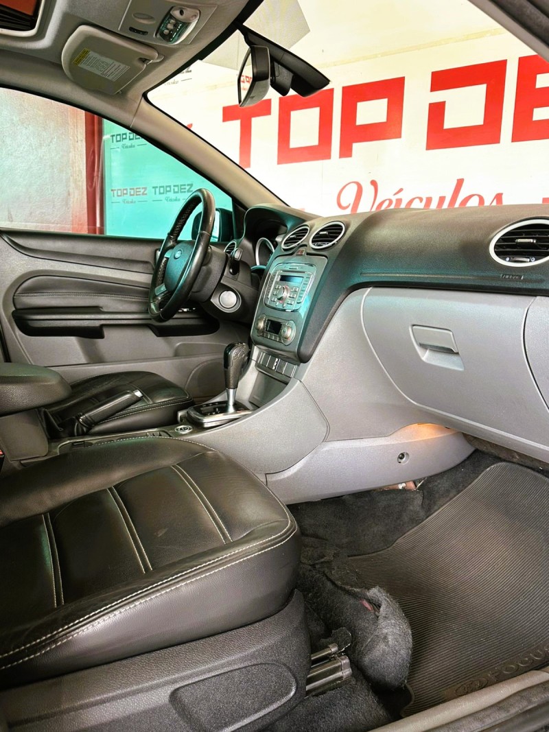 FOCUS 2.0 TITANIUM HATCH 16V FLEX 4P AUTOMÁTICO - 2013 - SãO SEBASTIãO DO CAí
