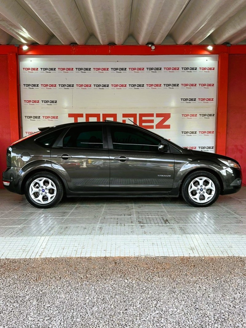 FOCUS 2.0 TITANIUM HATCH 16V FLEX 4P AUTOMÁTICO - 2013 - SãO SEBASTIãO DO CAí