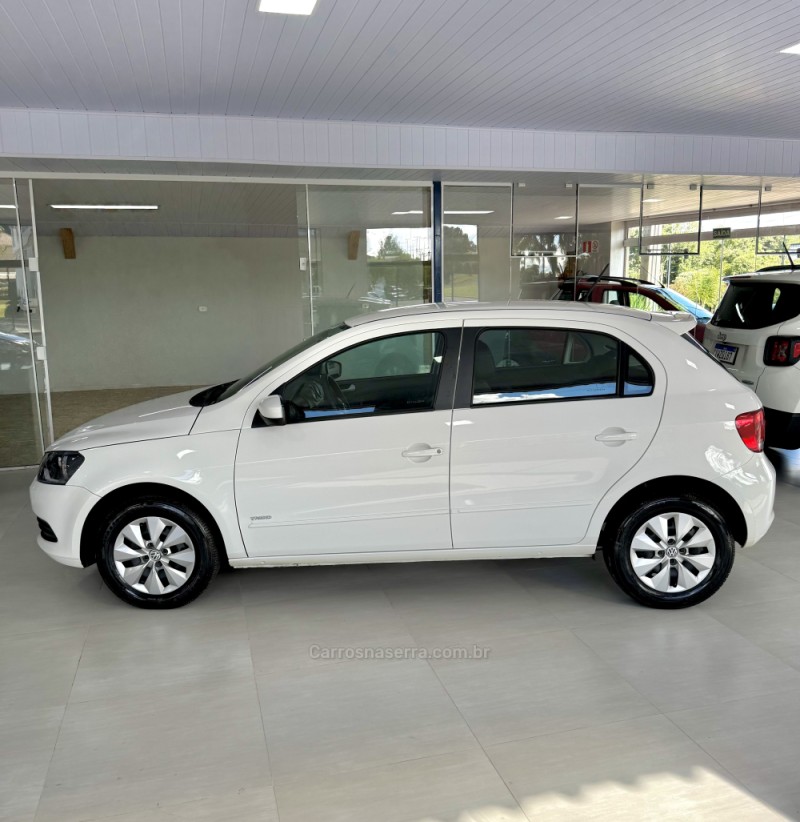 GOL 1.0 MI TREND 8V FLEX 4P MANUAL - 2013 - VILA FLORES