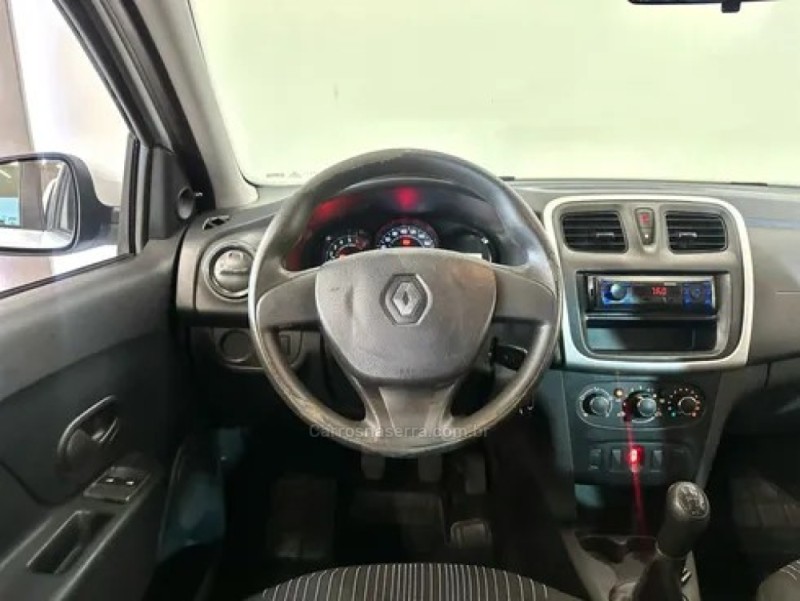 SANDERO 1.0 AUTHENTIQUE 12V FLEX 4P MANUAL - 2018 - IVOTI