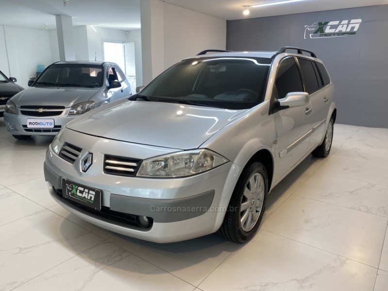 MÉGANE 1.6 DYNAMIQUE GRAND TOUR 16V FLEX 4P MANUAL - 2012 - BENTO GONçALVES