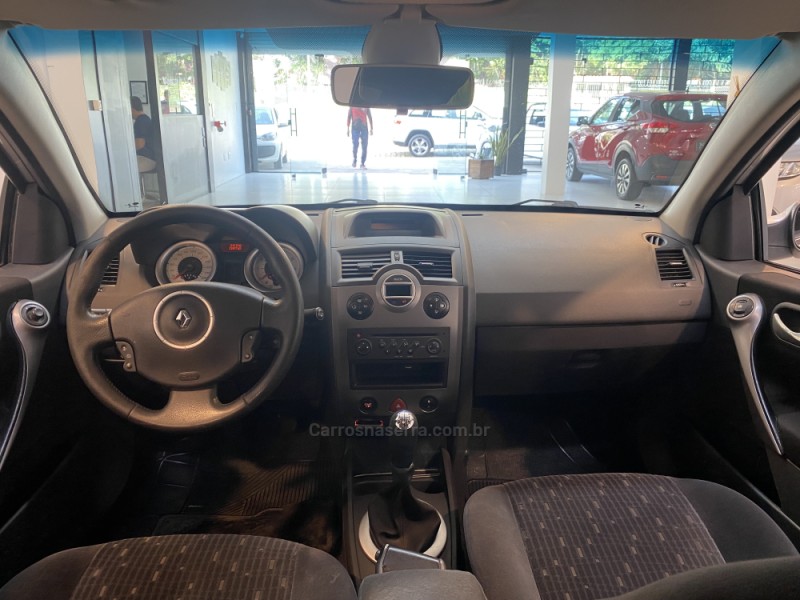 MÉGANE 1.6 DYNAMIQUE GRAND TOUR 16V FLEX 4P MANUAL - 2012 - BENTO GONçALVES