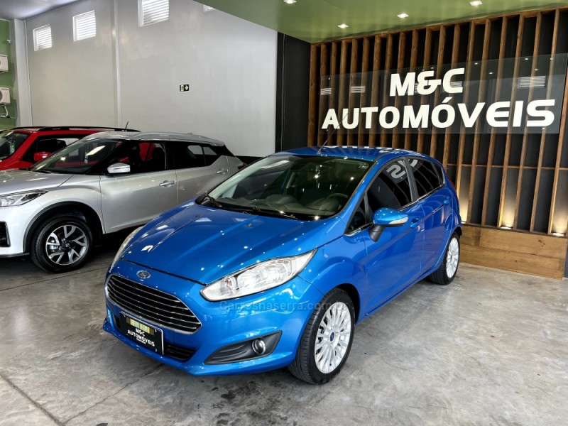 FIESTA 1.6 TITANIUM HATCH 16V FLEX 4P AUTOMÁTICO - 2015 - CAXIAS DO SUL