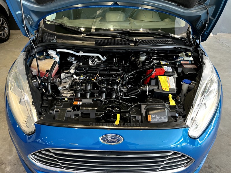 FIESTA 1.6 TITANIUM HATCH 16V FLEX 4P AUTOMÁTICO - 2015 - CAXIAS DO SUL
