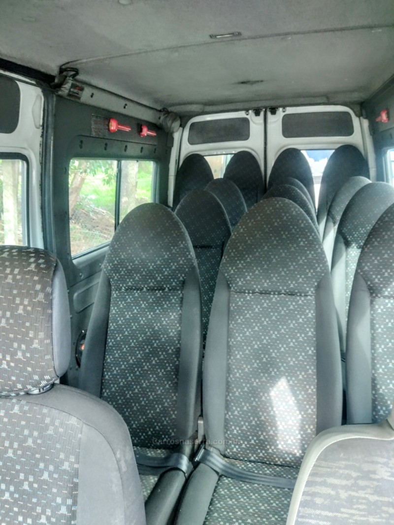 MASTER 2.5 DCI MINIBUS L2H2 16 LUGARES 16V DIESEL 3P MANUAL - 2011 - CAXIAS DO SUL