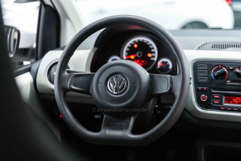 UP 1.0 TSI MOVE UP 12V FLEX 4P MANUAL - 2016 - PORTO ALEGRE