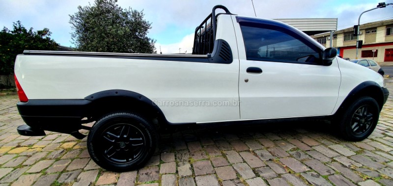 STRADA 1.3 MPI FIRE CS 8V GASOLINA 2P MANUAL - 2004 - CAXIAS DO SUL