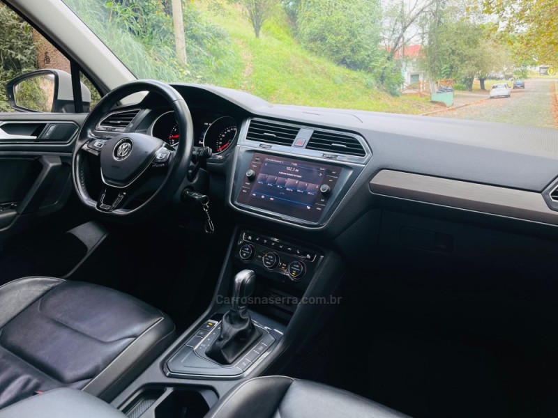 TIGUAN 1.4 ALLSPACE 250 TSI FLEX 4P - 2018 - NOVO HAMBURGO