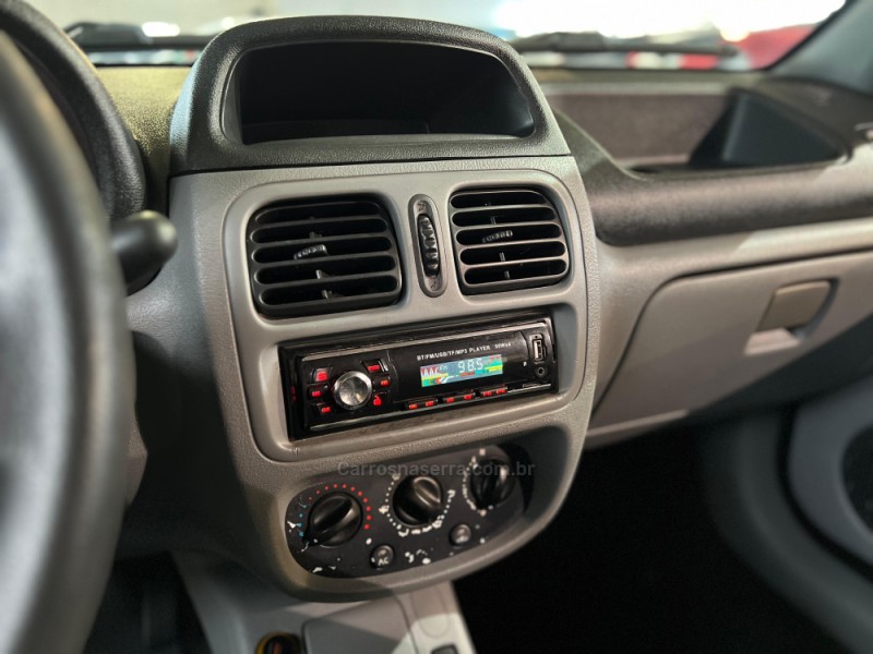 CLIO 1.0 CAMPUS 16V FLEX 4P MANUAL - 2011 - CAXIAS DO SUL