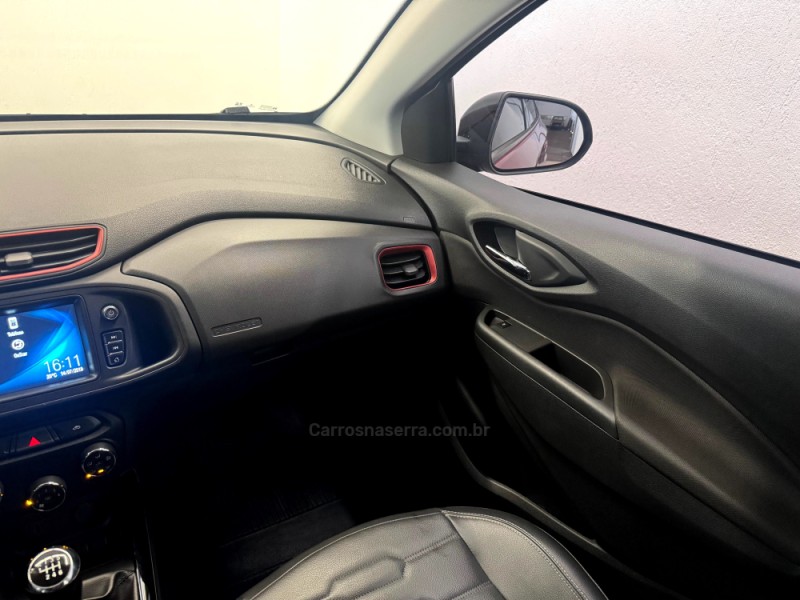 ONIX 1.4 MPFI EFFECT 8V FLEX 4P MANUAL - 2019 - CASCA