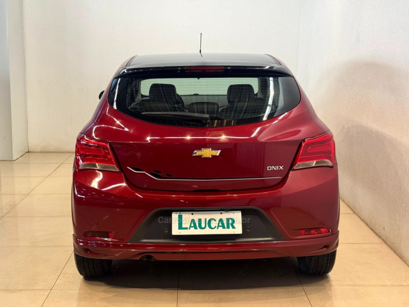 ONIX 1.4 MPFI EFFECT 8V FLEX 4P MANUAL - 2019 - CASCA