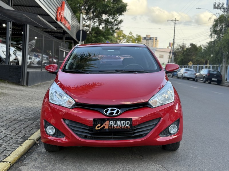 HB20 1.6 PREMIUM 16V FLEX 4P AUTOMÁTICO - 2015 - PAROBé