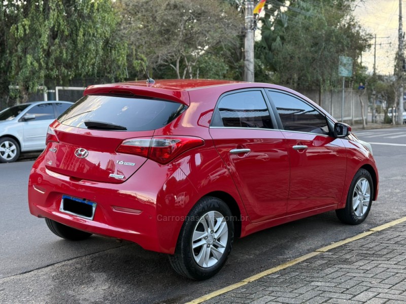 HB20 1.6 PREMIUM 16V FLEX 4P AUTOMÁTICO - 2015 - PAROBé