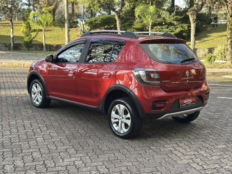 SANDERO 1.6 STEPWAY 8V FLEX 4P MANUAL - 2015 - CAXIAS DO SUL