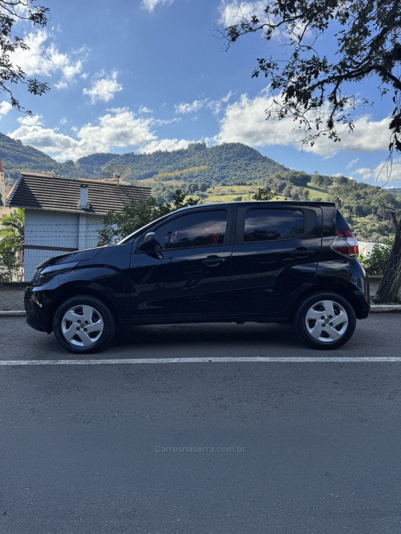 MOBI 1.0 8V EVO FLEX LIKE. ON MANUAL - 2019 - NOVA ARAçá