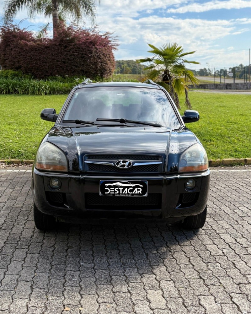TUCSON 2.0 MPFI GLS 16V 143CV 2WD GASOLINA 4P AUTOMÁTICO