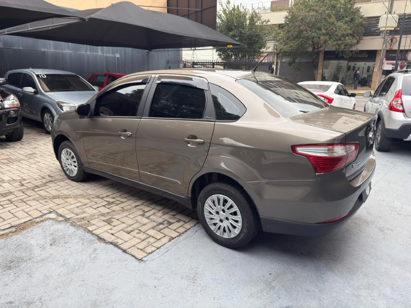 GRAND SIENA 1.4 MPI ATTRACTIVE 8V FLEX 4P MANUAL - 2014 - CAXIAS DO SUL