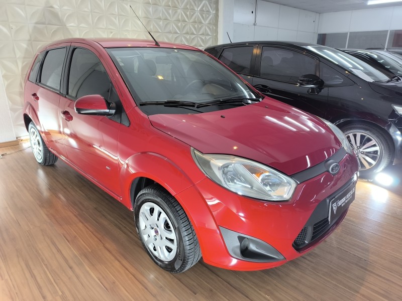 FIESTA 1.0 MPI 8V GASOLINA 4P MANUAL - 2014 - CAXIAS DO SUL