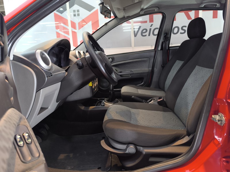 FIESTA 1.0 MPI 8V GASOLINA 4P MANUAL - 2014 - CAXIAS DO SUL