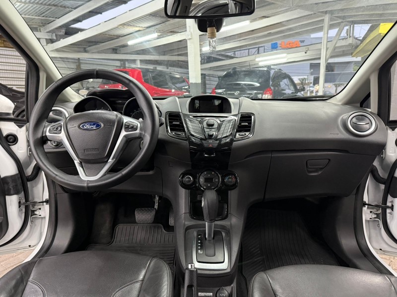 FIESTA 1.6 TITANIUM HATCH 16V FLEX 4P AUTOMÁTICO - 2014 - CAXIAS DO SUL