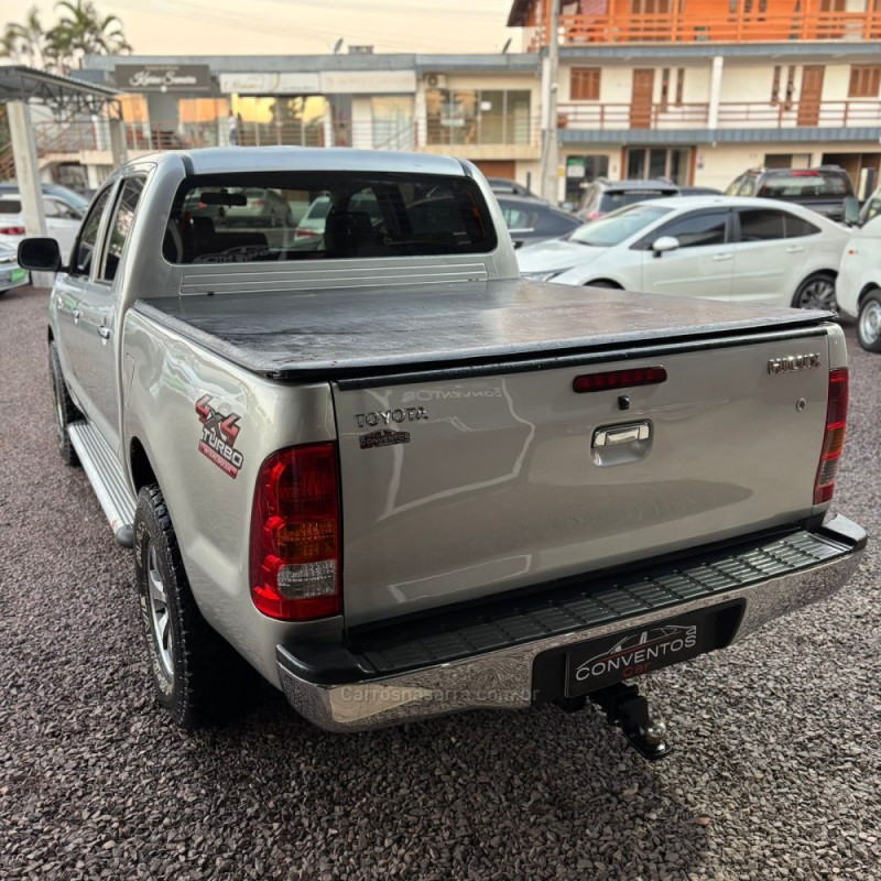 HILUX 2.5 4X4 CD 16V TURBO DIESEL 4P MANUAL - 2010 - LAJEADO