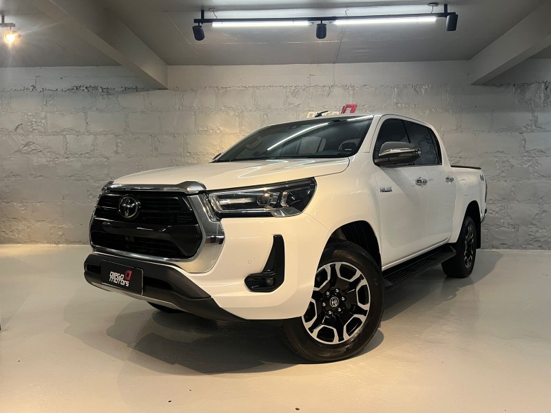 HILUX 2.8 SRX 4X4 CD 16V DIESEL 4P AUTOMÁTICO - 2022 - CAXIAS DO SUL