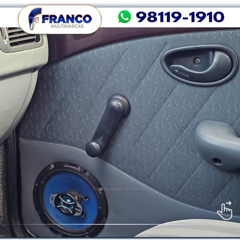PALIO 1.0 MPI YOUNG 8V GASOLINA 4P MANUAL - 2001 - VACARIA